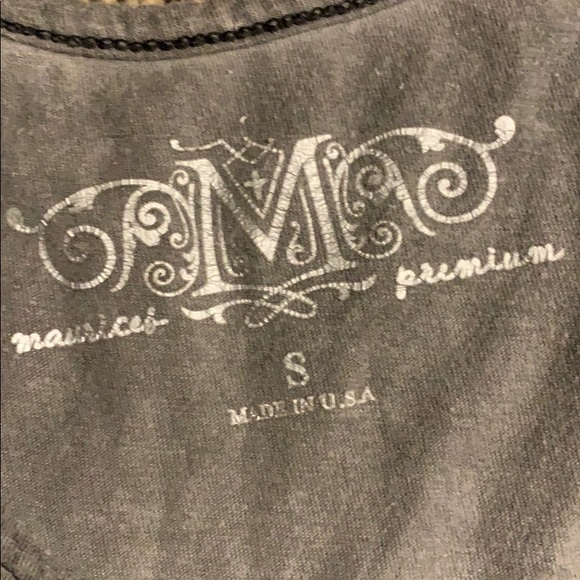 Maurice’s premium tank top side slits bling - Picture 2 of 5